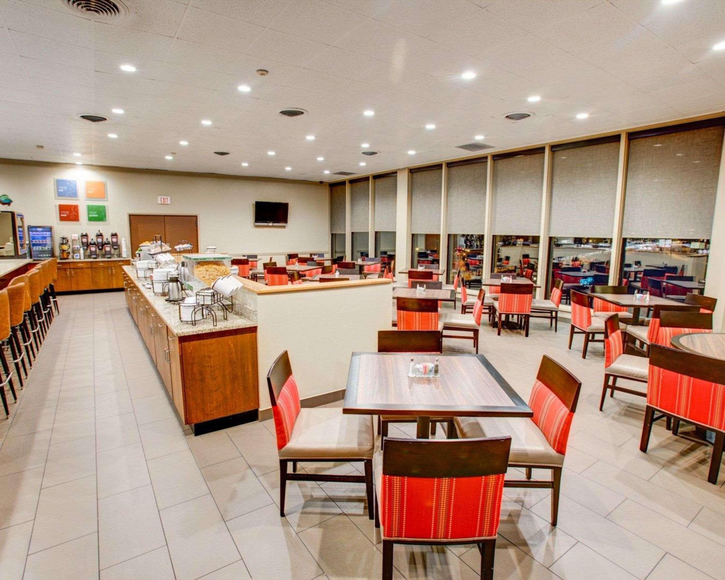 Comfort Conference Center Inn